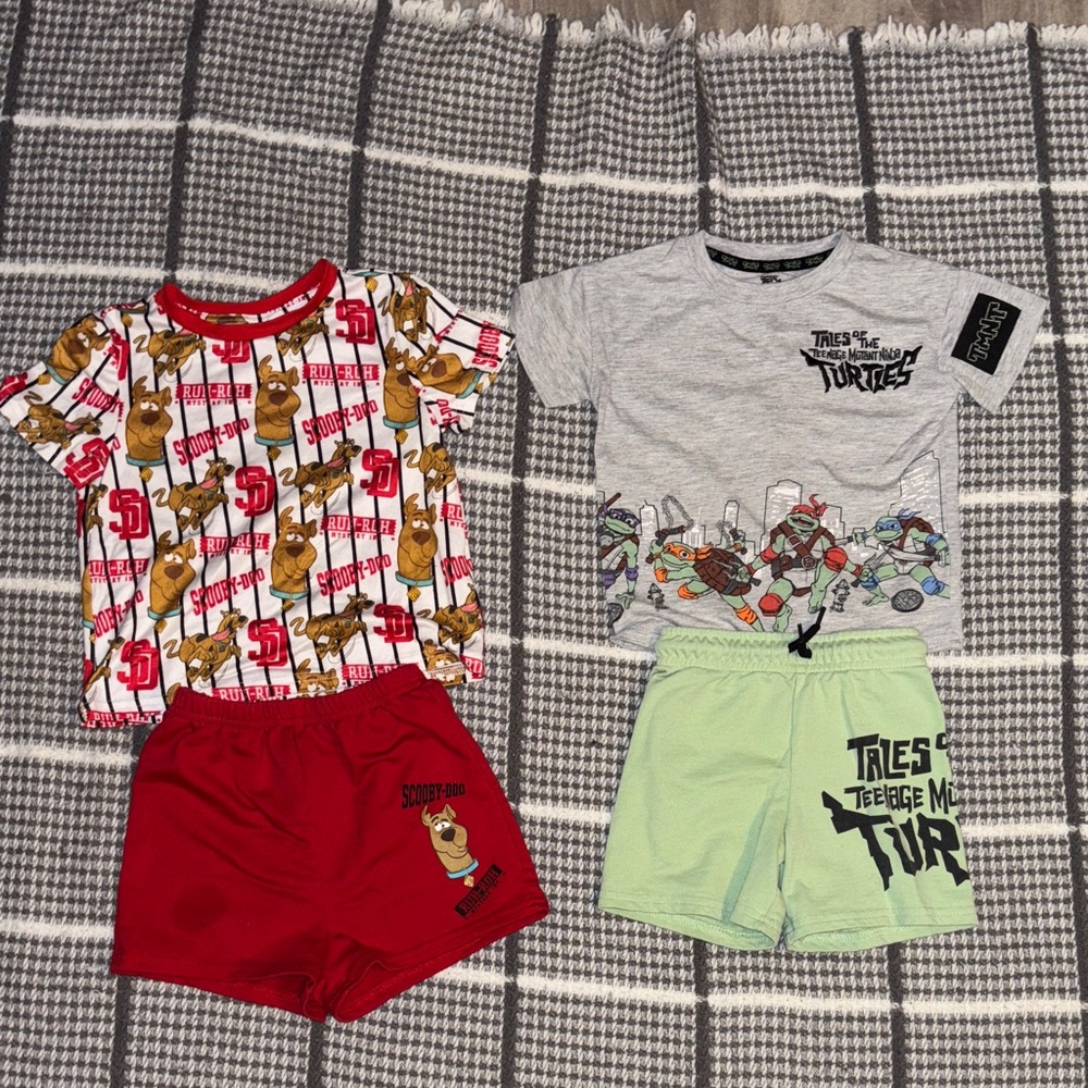 Teenage Mutant Ninja Turtles and Scooby-Doo 2T Outfits